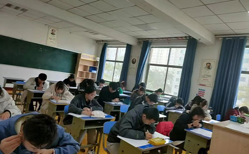 教学环境.jpg