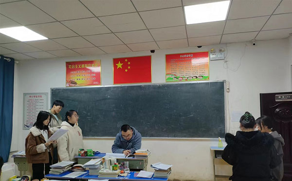 课后一对一答疑.jpg